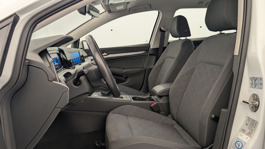 Volkswagen GOLF 8 SW 1.0 TSI OPF 110 BVM6 LIFE