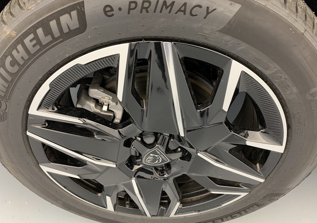 Peugeot 5008 Hybrid 145 e-DCS6 GT