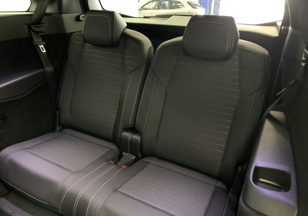 Peugeot 5008 Hybrid 145 e-DCS6 GT