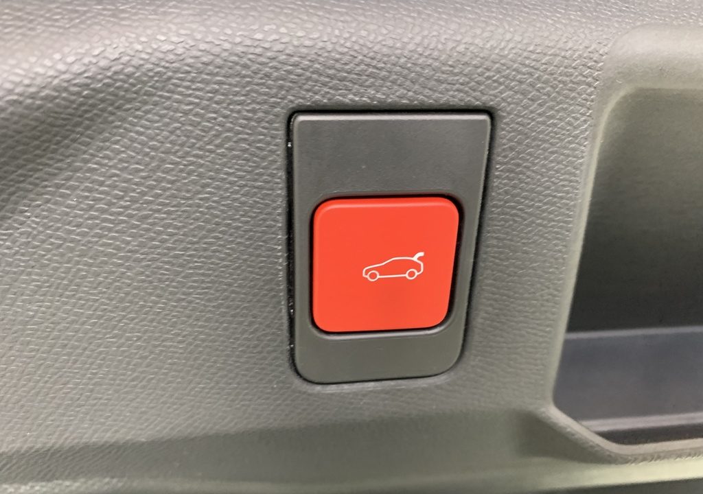 Peugeot 5008 Hybrid 145 e-DCS6 GT