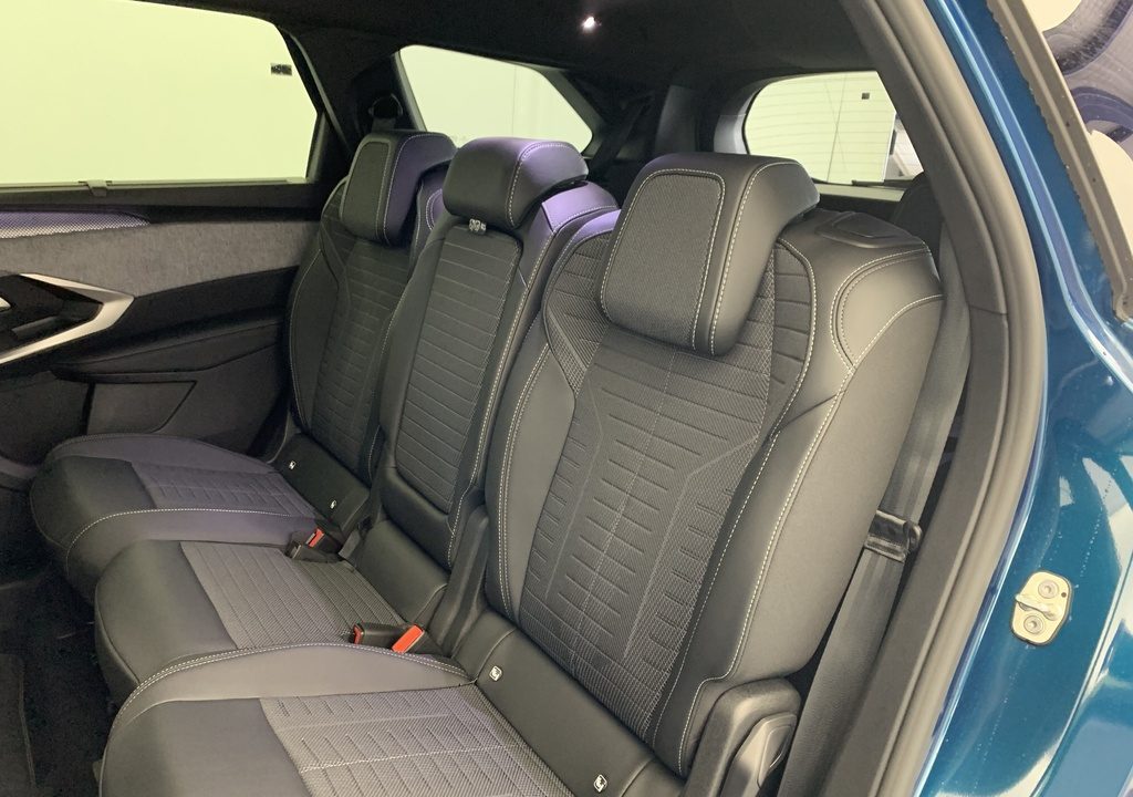 Peugeot 5008 Hybrid 145 e-DCS6 GT