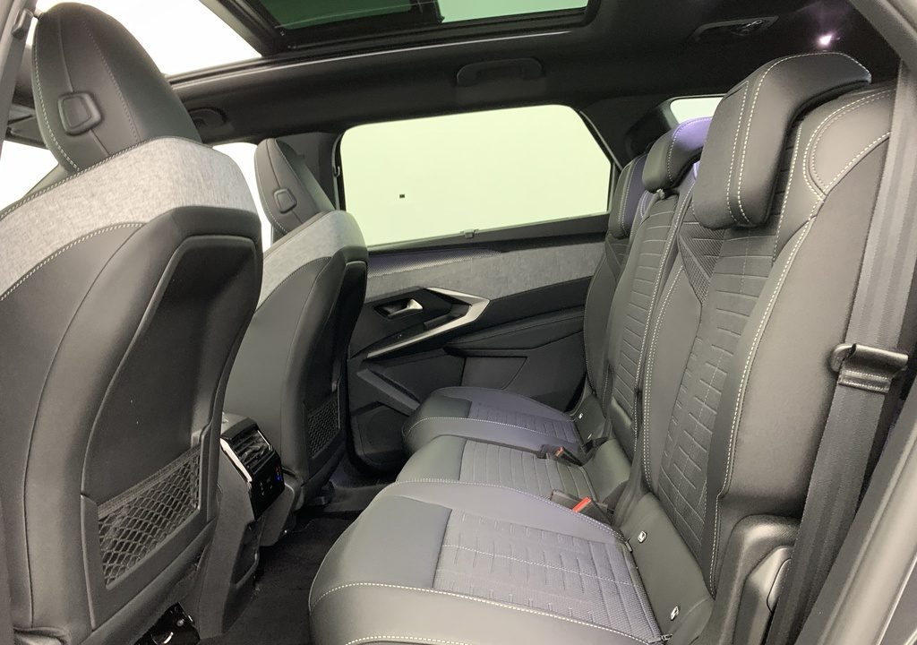 Peugeot 5008 Hybrid 145 e-DCS6 GT