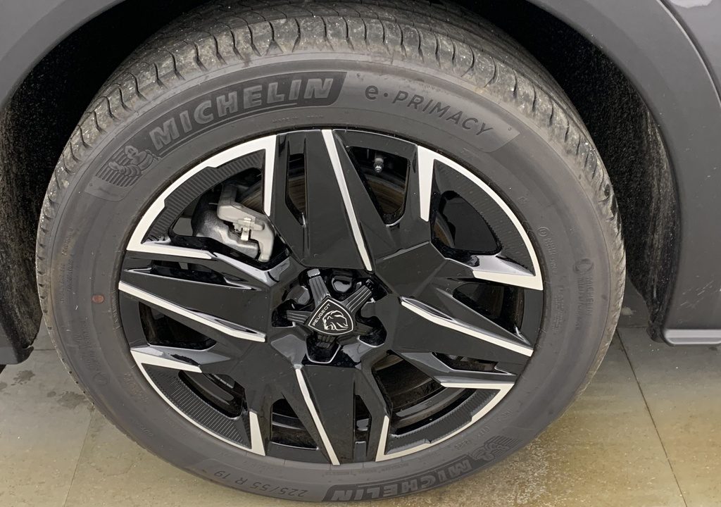 Peugeot 5008 Hybrid 145 e-DCS6 GT