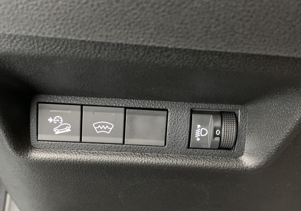 Jeep Avenger 1.2 Turbo T3 110 ch e-Hybrid BVR6 Summit