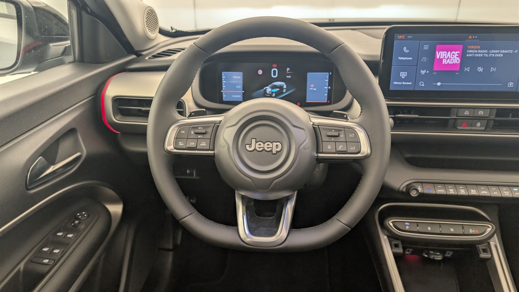 Jeep Avenger 1.2 Turbo T3 110 ch e-Hybrid BVR6 Summit