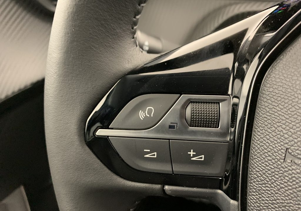 Peugeot 208 Hybrid 110 ch e-DCS6 Allure