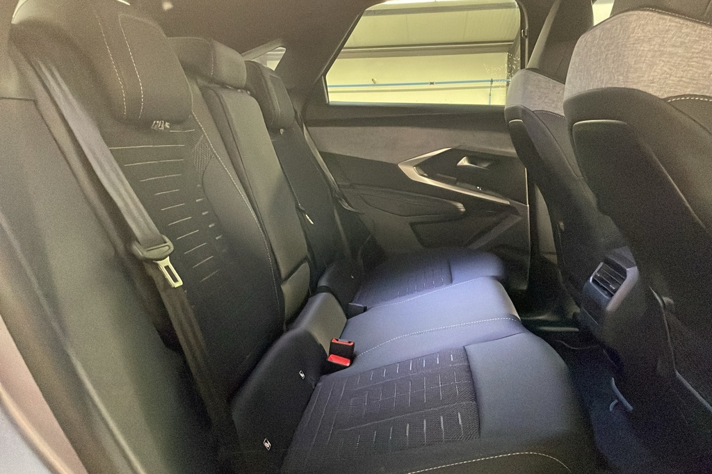 Peugeot 3008 Hybrid 145 e-DCS6 GT