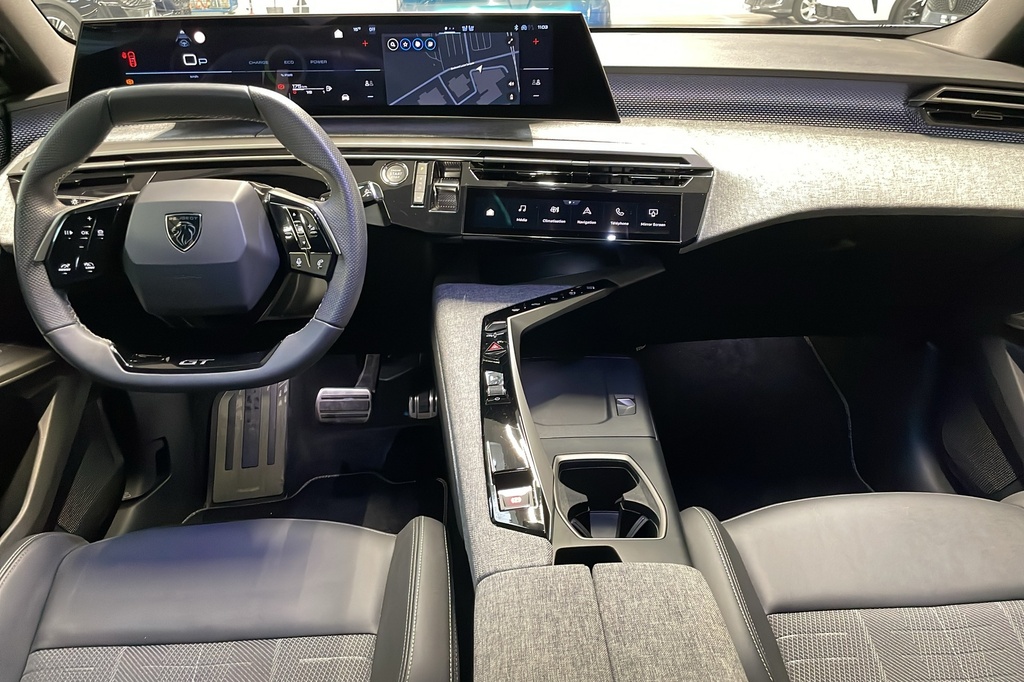 Peugeot 3008 Hybrid 145 e-DCS6 GT