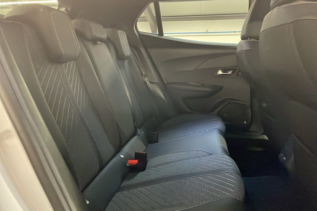 Peugeot 2008 100 S&S BVM6 Allure
