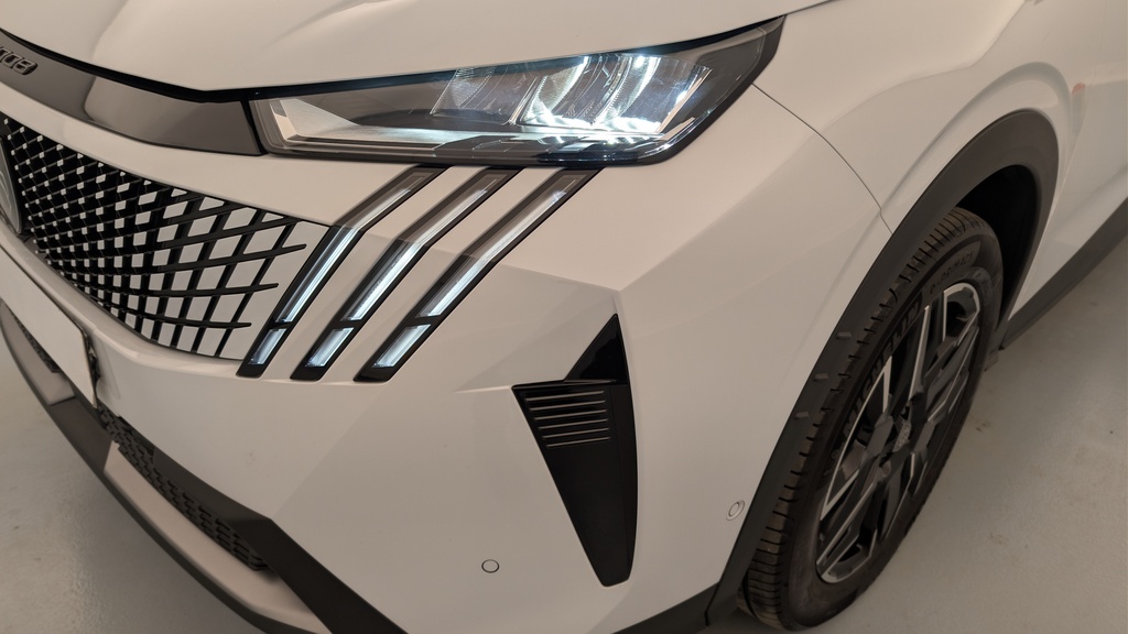 Peugeot 5008 HYBRID 145 CH E-DCS6 ALLURE