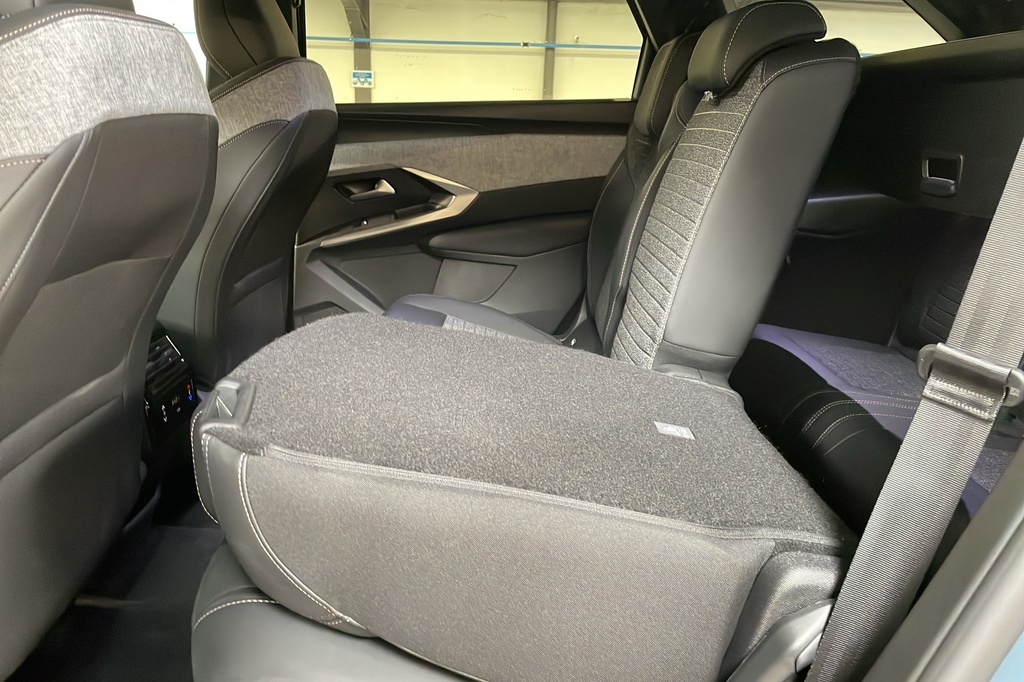 Peugeot 5008 HYBRID 145 CH E-DCS6 ALLURE