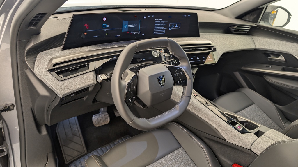 Peugeot 5008 HYBRID 145 CH E-DCS6 ALLURE