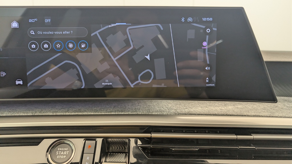 Peugeot 5008 HYBRID 145 CH E-DCS6 ALLURE