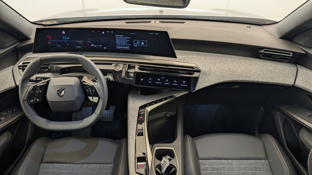 Peugeot 5008 HYBRID 145 CH E-DCS6 ALLURE