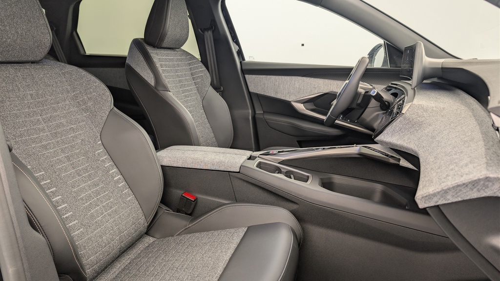 Peugeot 5008 HYBRID 145 CH E-DCS6 ALLURE