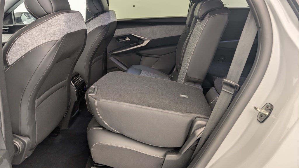 Peugeot 5008 HYBRID 145 CH E-DCS6 ALLURE