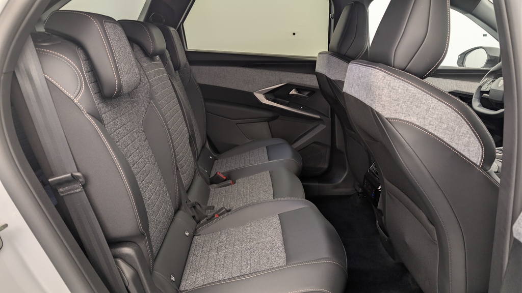 Peugeot 5008 HYBRID 145 CH E-DCS6 ALLURE