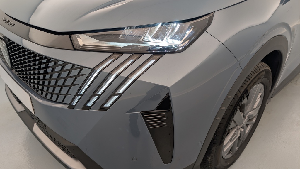 Peugeot 5008 HYBRID 145 CH E-DCS6 ALLURE