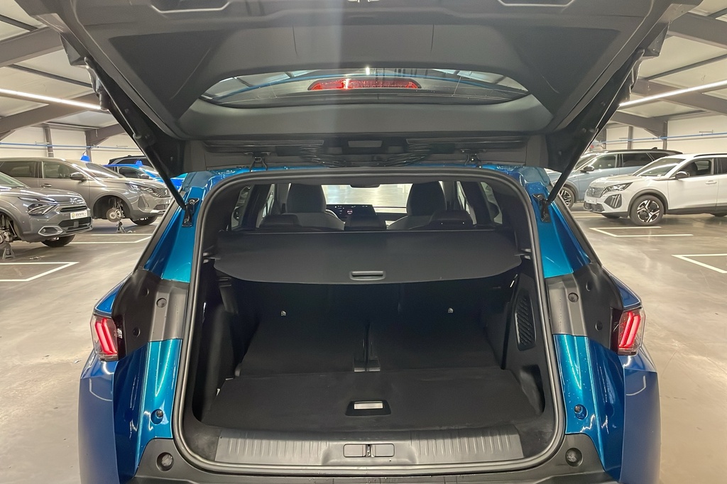 Peugeot 5008 HYBRID 145 CH E-DCS6 ALLURE