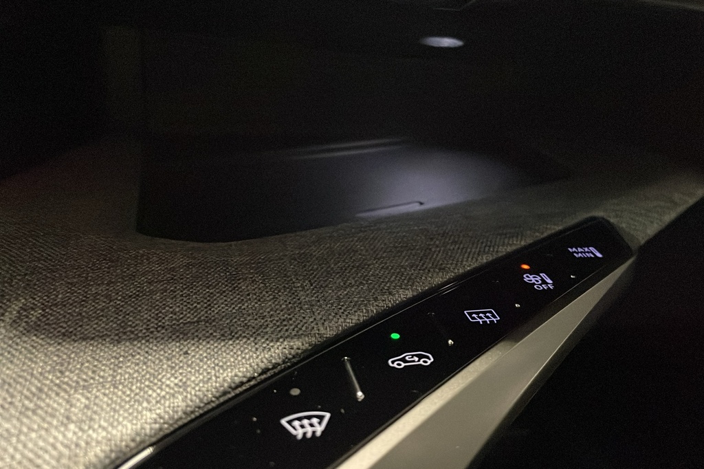 Peugeot 5008 HYBRID 145 CH E-DCS6 ALLURE
