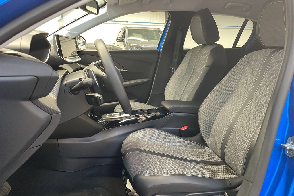 Peugeot 208 PureTech 100 S&S EAT8 Allure