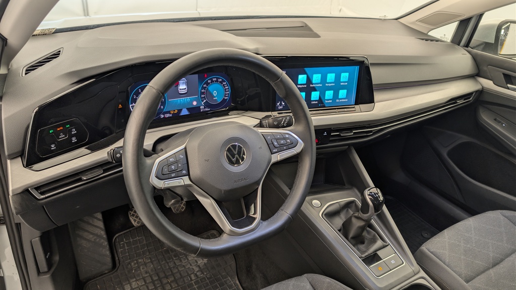 Volkswagen GOLF 8 1.0 TSI OPF 110 BVM6 LIFE