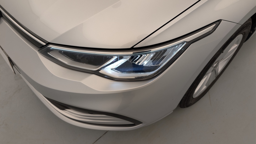 Volkswagen GOLF 8 1.0 TSI OPF 110 BVM6 LIFE