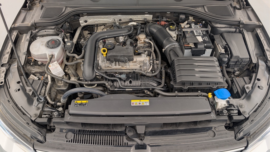 Volkswagen GOLF 8 1.0 TSI OPF 110 BVM6 LIFE