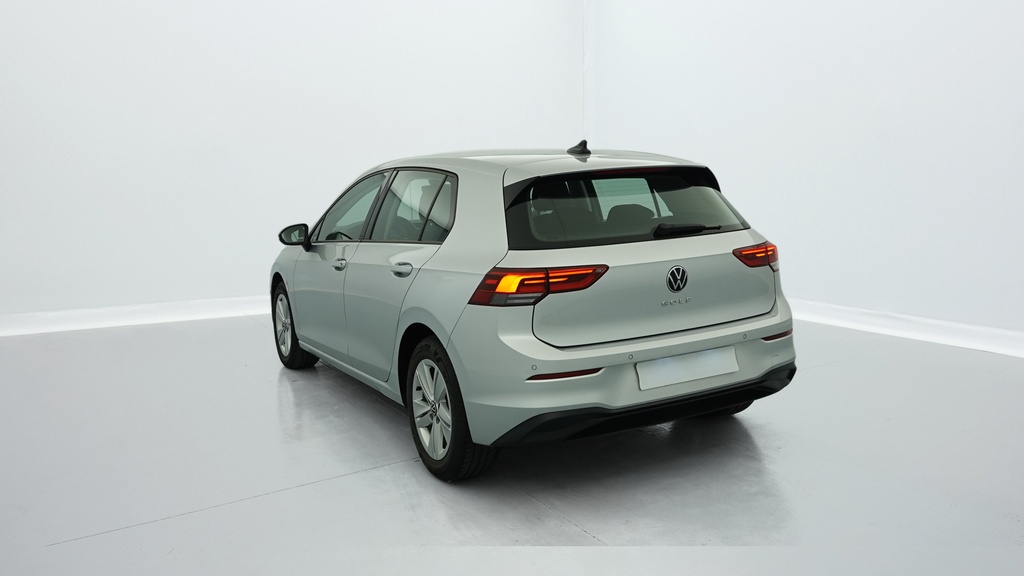 Volkswagen GOLF 8 1.0 TSI OPF 110 BVM6 LIFE