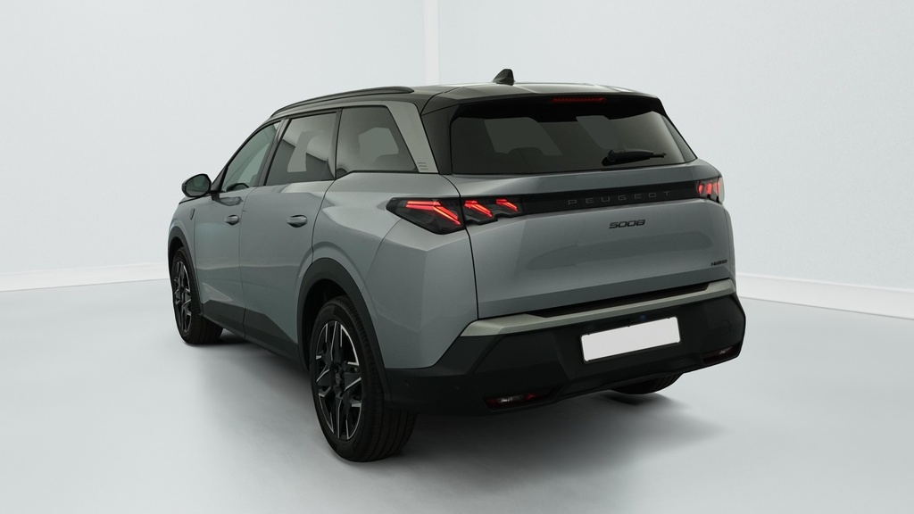 Peugeot 5008 HYBRID 145CH E-DCS6 GT