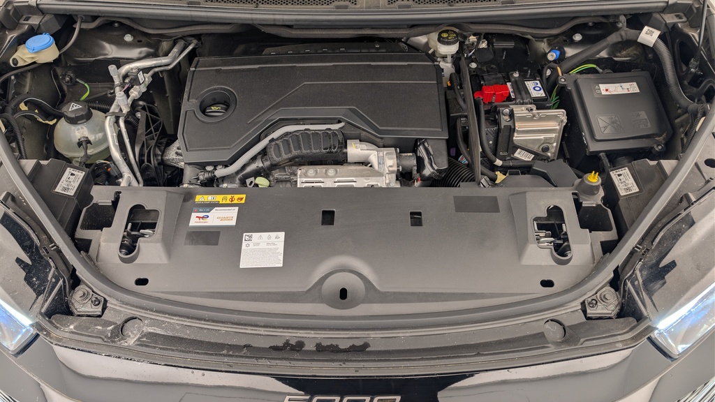 Peugeot 5008 HYBRID 145CH E-DCS6 GT
