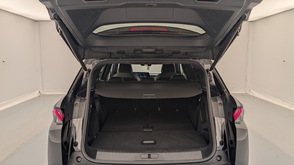 Peugeot 5008 HYBRID 145CH E-DCS6 GT