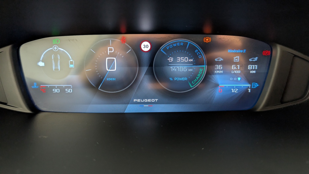 Peugeot 408 Hybrid 145 e-DCS6 Allure