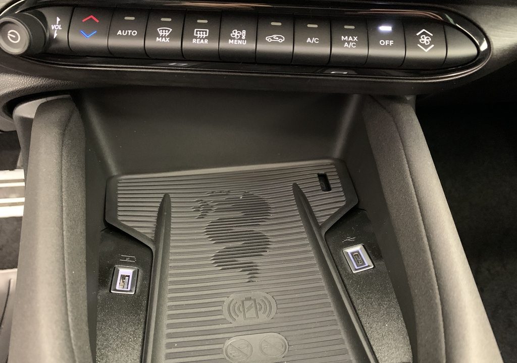 Alfa romeo Junior 1.2 Ibrida 145 ch e-DCT6 Q4 Ti