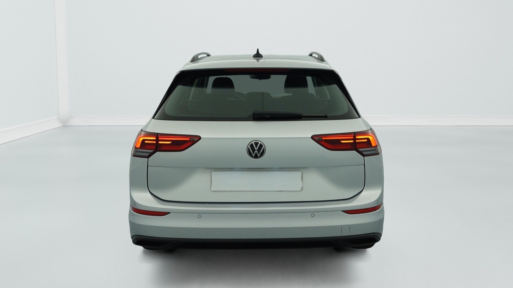 Volkswagen GOLF 8 SW 2.0 TDI SCR 115 BVM6 LIFE