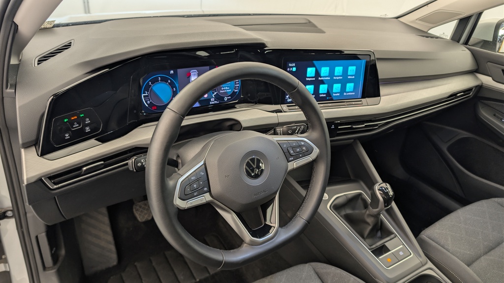 Volkswagen GOLF 8 SW 2.0 TDI SCR 115 BVM6 LIFE