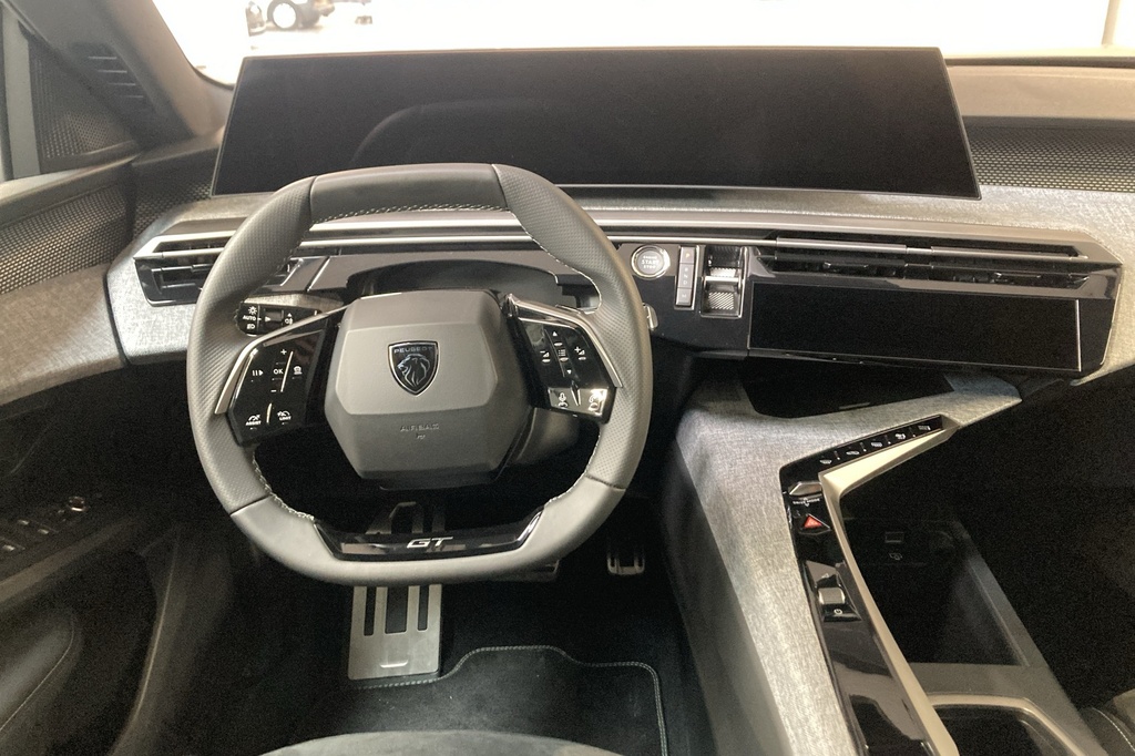 Peugeot 3008 Hybrid 145 e-DCS6 GT