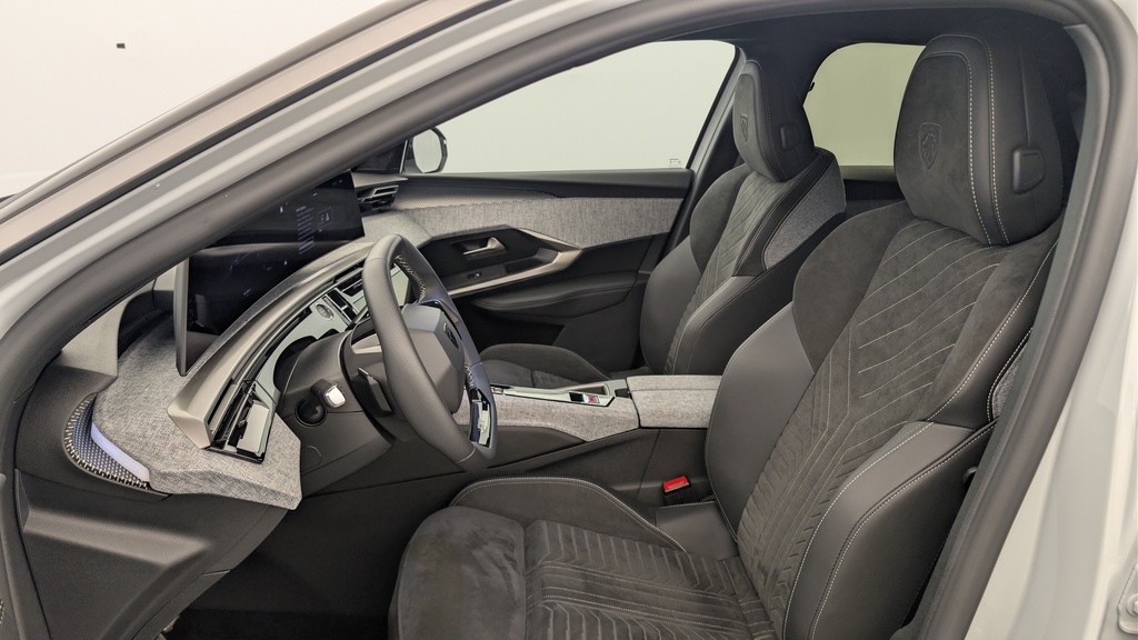 Peugeot 3008 Hybrid 145 e-DCS6 GT