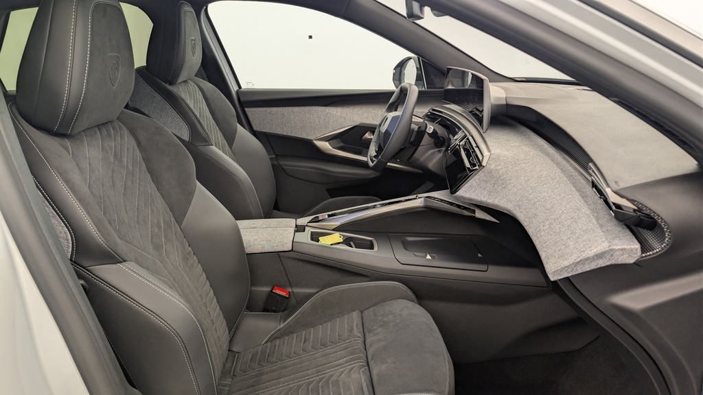Peugeot 3008 Hybrid 145 e-DCS6 GT
