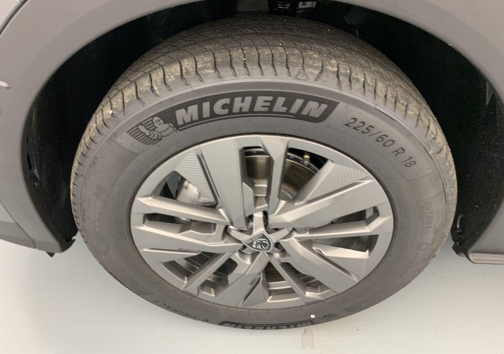 Peugeot 5008 Hybrid 145 e-DCS6 Allure