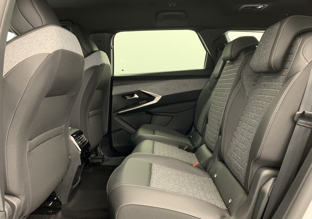 Peugeot 5008 Hybrid 145 e-DCS6 Allure