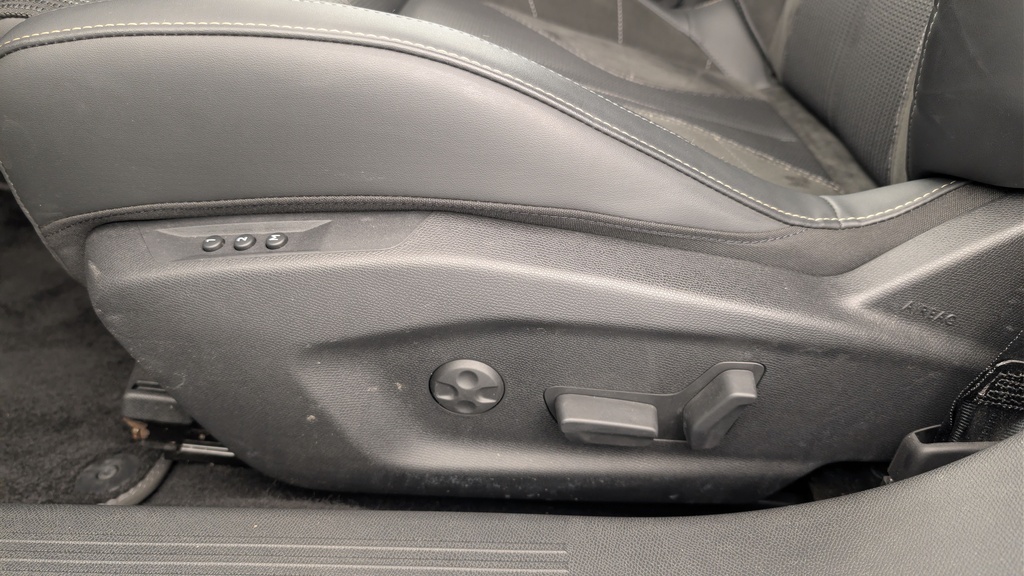 Ds DS4 Hybride 145 e-DCT6 Etoile – Alcantara