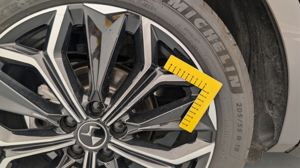 Ds DS4 Hybride 145 e-DCT6 Etoile – Alcantara