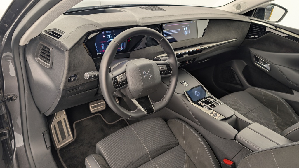 Ds DS4 Hybride 145 e-DCT6 Etoile – Alcantara