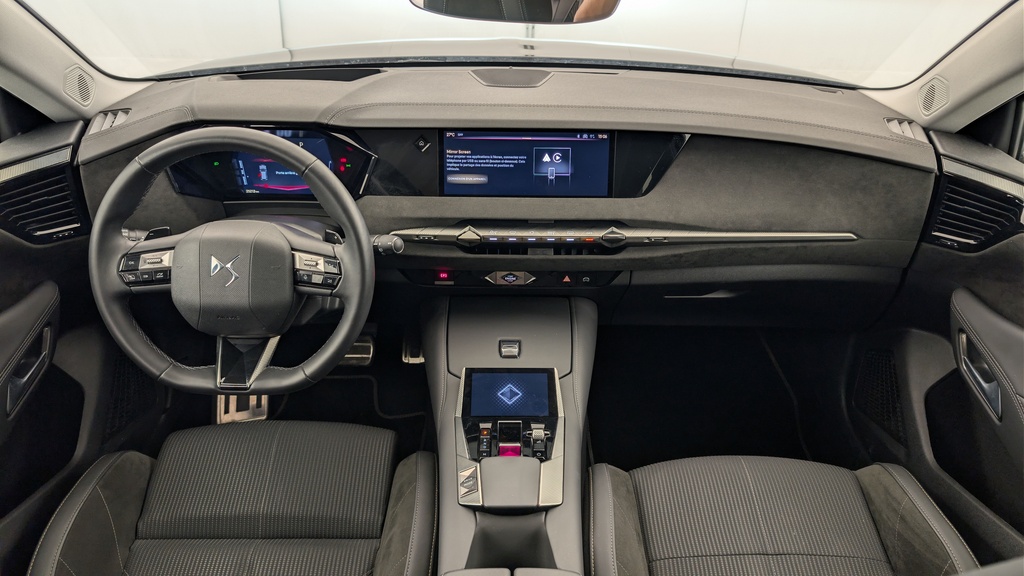Ds DS4 Hybride 145 e-DCT6 Etoile – Alcantara