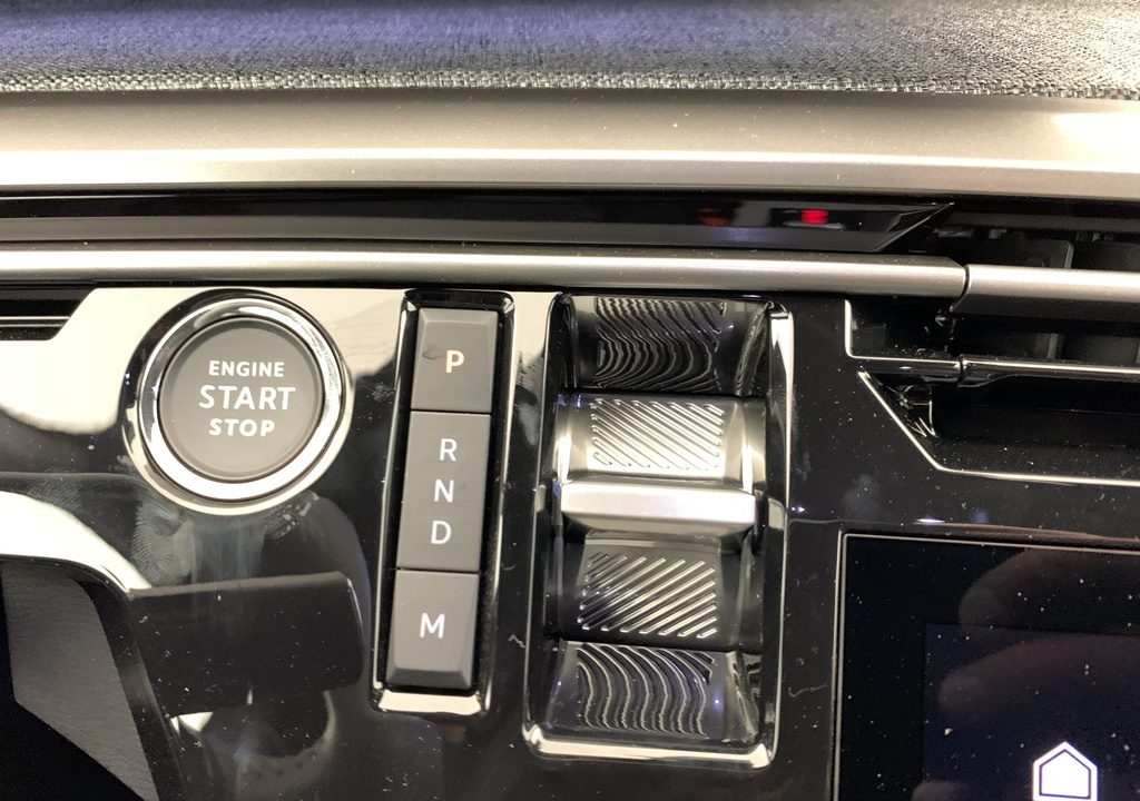 Peugeot 5008 HYBRID 145 CH E-DCS6 ALLURE