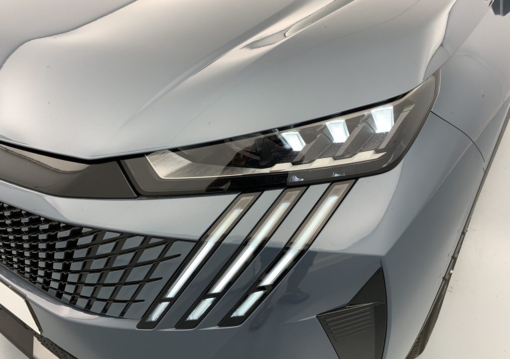 Peugeot 5008 HYBRID 145CH E-DCS6 GT