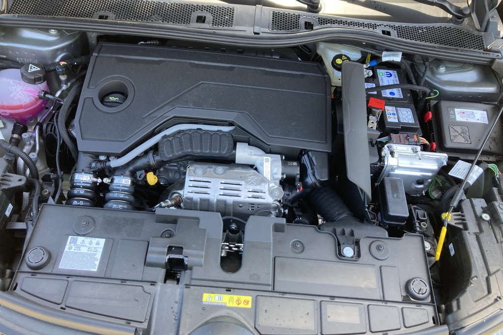 Citroen C4 Hybride 145 e-DCS6 Max