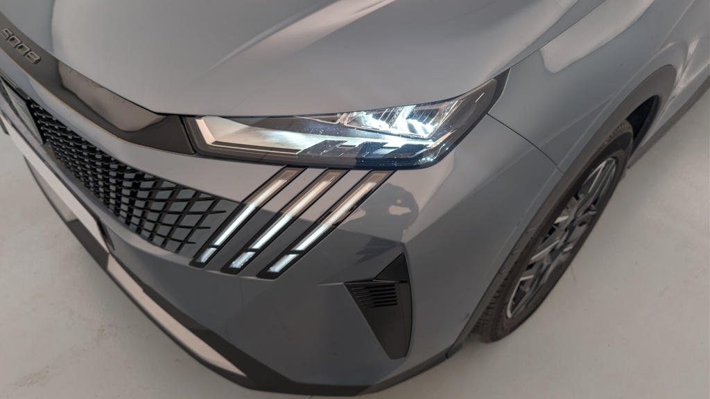 Peugeot 5008 HYBRID 145 CH E-DCS6 ALLURE