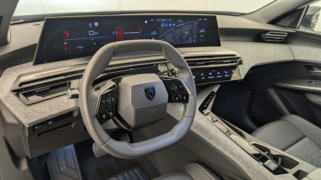 Peugeot 5008 HYBRID 145 CH E-DCS6 ALLURE